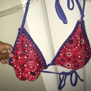 🔹🔻Target red and blue bikini top🔻🔹